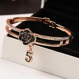 Bangle Fashion Enamel Camellia Bangles For Women Crystal Letter 5 Bracelet Wedding Jewelry Pulseira Z093BangleBangleBangle