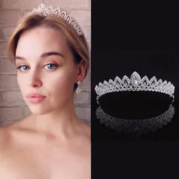 Nowa europa i ameryka nakrycia głowy biżuteria kryształowa Tiara korona Alloy Rhinestone Bride mała opaska z koroną stroik ślubny