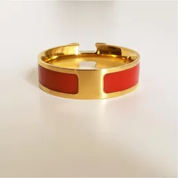 2022Neuer hochwertiger Designer-Design-Titanring klassischer Schmuck Männer und Frauen Paarringe moderner Stil Band