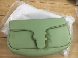 العلامة التجارية 2022 C's Pillow Tabby الكتف الحقيبة الجلدية نساء نساء نقي Bacchus أكياس الأجهزة الغائم حقائب اليد عشاء ناعم حقيقي leat219k