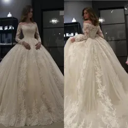 2022 Vintage Arabic Ball Gown Wedding Dresses Off Shoulder Lace Appliques Crystal Beaded Long Sleeves Plus Size Formal Bridal Gowns Sweep Train BC3022 B0520A7