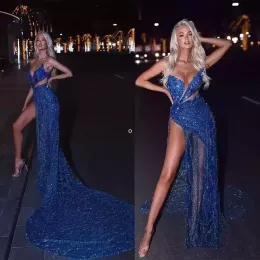2022 Vestidos de baile azul azul brilhante lantejoulas sem mangas Strapless V Apliques de pescoço Apliques de sopa lantejas de festas sexy de festa