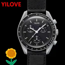 Berühmte Luxus -Männer Frauen Uhr 42 mm hochwertige Sportbewohner Vollfunktion Lederuhr Erde Space Moon Mode Quarz Armbanduhr