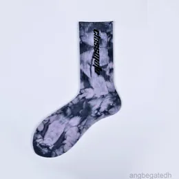 2022 Autumn Tie-dye Classmate Socks Men's and Women's Mid-tube Street Fashion Personality Skateboard Socks 6b