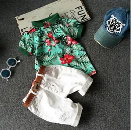 Sommar Baby Boys Set Blommig Vit Kortärmad Bomullskjorta + Shorts Kids 2PCS Set Barnkläder Kläder uppsättning 1255