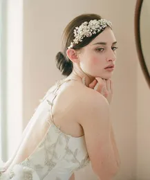 Gold Vintage Bridal Jewelry z 2015 r. Imitacja Pearl Hair Akcesoria kryształowe opaski do włosów opaski ślubne korony tiara ślub 230L