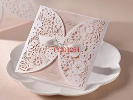 100pcs / mycket gratis frakt laser cut bröllop inbjudningar kort fest wihte dekoration utskrivbara flora favoriserar do casamento