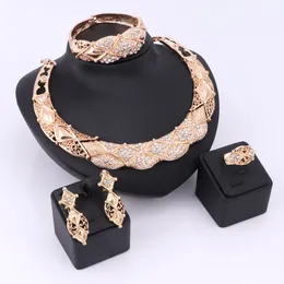 Fascino moda placcato oro set di gioielli perline africane dichiarazione imitato collana di cristallo orecchini anello accessori per feste di nozze