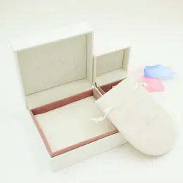 宝石類の包装箱がロゴジュエリーの袋と互換性のある宝石類の宝石類のブレスレットバングルギフトのネックレスボックス