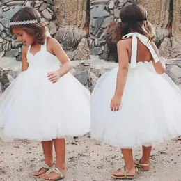 Senaste 2017 Elfenben Satin och Tulle Ball Gown Flower Girl Dresses For Beach Garden Boho Bröllop Halter Backless Knee Längd Custom EN82221