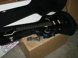 Black Ebony Fingerboard Electric Guitar with Hardcase High Quality Musical instruments HOT A1288