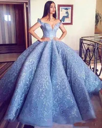 Kapalı Omuz Balo Elbise Quinceanera Elbiseler Aplike Dantel Tatlı 16 Prom Önlükler Vestidos De Quinceanera Bebek Mavi Pageant Partisi Elbise