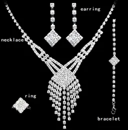 Fyra datorer smycken uppsättning kristall bröllop krona örhängen halsband tiaras ringar armband tillbehör mode huvudbonad ht122