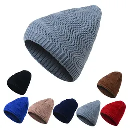 男性女性のための新しい韓国のカシミヤ暖かい帽子の屋外の野生の暖かいニットハットキャップの波パターン秋冬の暖かいウールの帽子