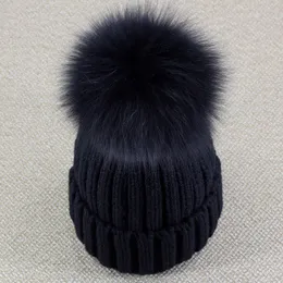 Hela verklig rävpäls Pom Pom Women beanie hatt med pompom boll riktig tvättbjörn päls pompon stickad bobble hatt par skid cap253b