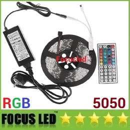 RGB-kit 5050 LED-remsor Ljus 5m 300LEDS Flexibelt LED-bandljus Vattentät + 44Keys IR-fjärrkontroll + 12V 6A Strömförsörjning