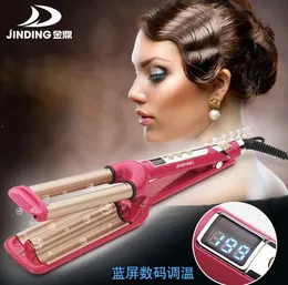 AC220V-240V 60W Fashion Tre kycklingrullar LCD-kontroll Keramik Triple Barrels Curling Iron Deep Wave Curler Hair Waver