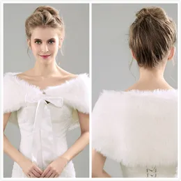 2017 Nowy Styl Faux Fur Kurtka Wrap Rów Rów Bolero Płaszcz Wrap Łęk Szal Cape Bridal Wedding Shawn Druhna Wrap Akcesoria ślubne