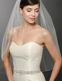 Nowy Najlepiej Sprzedający Elegancki Luksusowy Najwyższej Jakości Seksowna Romantyczna Elow Line Edge Veil z Gebrder Bridal Head Kawałki do sukni ślubnych