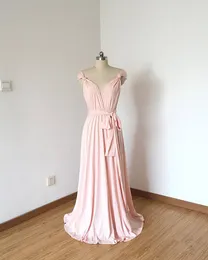 100% riktiga bilder A-Line Cap Sleeve Golvlängd Brudtärna Klänning Rosa Chiffon Pläterade Criss Cross Straps Tillbaka Prom Klänning Aftonklänning