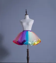 Bunte kurze Kinder Petticoat Tanz Ballkleid Slip für Blumenmädchen hochwertige Kinder Accessoires kostenloser Versand