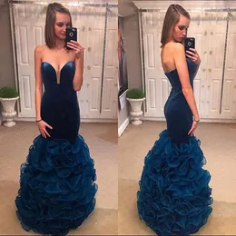 Velvet Ruffle Ombre Prom Klänningar 2017 Long Mermaid Sweetheart Backless Court Train Party Dress för Women's Clown