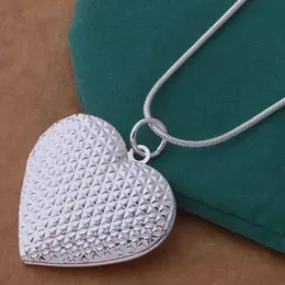 New Necklace Exported to Europe and America. It is Plated with Pure Sier Necklace. the Heart Shaped Picture Frame Can 20pcs/lot