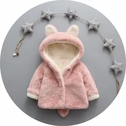 Dzieci Faux Fur Coat Winter Baby Girls Cute Ear Hooded Coats Kids Fleece Zagęścić Znosić Outwear Dziecko Kreskówki Znosić A0158