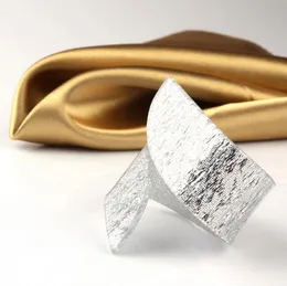 All'ingrosso- 200pcs anelli di tovagliolo in acrilico argento / oro moda semplice banchetto di nozze decorazioni per la tavola per la festa di baby shower di nozze