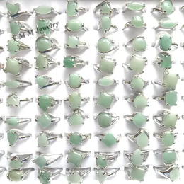 Anelli di giada verde naturale da 50 pezzi di dimensioni miste per le donne Anelli economici per la promozione
