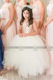 Gorgeous Blush Rose Gold Cekiny Wedding Party Flower Girls 'Dresses 2019 Cap Sleeve Puffy Ball Suknia Mała Dziewczynka Tutu Spódnica Formalna Dress