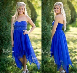 Nyaste Royal Blue Chiffon Short Bridesmaid Dresses AsymmetetRical Summer Garden Boho Plus Size Sweetheart Maid of Honor Gowns Cheap