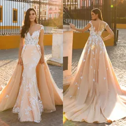 Mermaid Blush Bröllopsklänningar med avtagbart tåg 2020 Crystal Desing Sheer Jewel Neckline Lace Appliqued Trumpet Brudklänningar