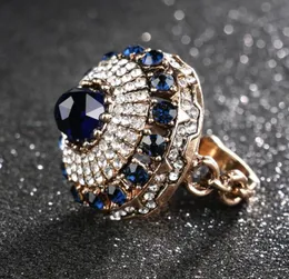 Anello Vintage Con Grande Pietra Verde Naturale E Oro Antico - Gioiello Donna Stile Floreale, Regalo Idea Per Natale O Compleanno