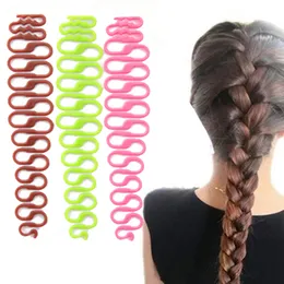 2PCS / lotFashion المرأة تويست التصميم الشعر Braider الإبداعية سحر الشعر أداة الشريط كليب حامل الموجة الجديدة للشعر القرص Braider