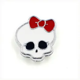 Hurtownie 50 sztuk Stop Cynkowy Halloween Czaszka z muszką 8mm Slide Charms DIY Akcesoria Fit 8mm Pet Collars Wristband SL165