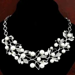 Tomtosh simulerade pärlhalsband pendlar guldblad uttalande halsband kvinnor collares etniska smycken för personliga gåvor