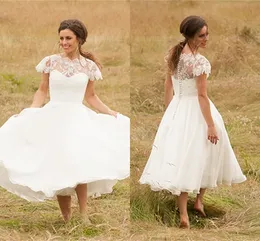2022 Vintage Tea Längd Bröllopsklänningar Klänningar Sheer Bateau Neck Lace Applique Cap Sleeve A-Line Plus Size Organza Country Garden Bridal Gown
