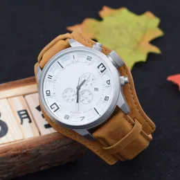 Hurtownia Reloj De Lujo Męskie Chronograf Kwarcowy Wielofunkcyjny Zegarek Sporty Sześć Pin Kalendarz Klamra Pasek Wypoczynek Zegarki Bezpłatna dostawa