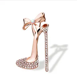 Partihandel-1 PC Sexig Crystal High Heeled Skor Brosch Guldpläterad Rhinestone Brosch Pin Smycken för Kvinnor Ladies