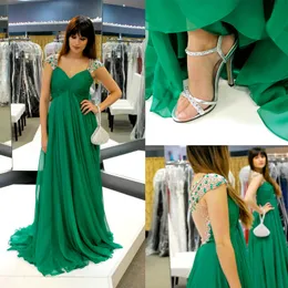 Charmig Emerald Green Chiffon Arabiska Aftonklänningar Sheer Crystals Beaded Cap Shoulder Illusion Back Long Formal Prom Dress