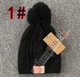 MOQ = 1PCS 가을 / 겨울 브랜드 디자인 따뜻한 모자 여자와 남자 모자 패션 모자 니트 모자 양모 모자 블랙 8colors 무료 배송 FACTORY CHEAP