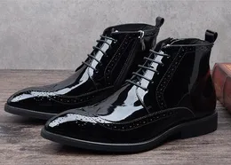 Svart Patent Läder Stövlar Män Pekade Toe Lace Up Svart Storbritannien Vintage Mode Business Mens Klänning Stövlar Skor Man