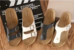 Wholesale-Hot selling !Men's cork sandals summer sandals slippers Women's casual sandals genuine flip flops white black US size 5.5-9.5