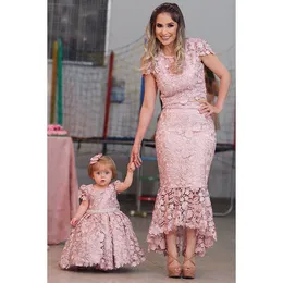 Cheap Blush Lace Mother And Daughter Dresses Evening Wear Jewel Neck Mermaid Prom Gowns With Cap Sleeves Two Pieces Formal Dress 407