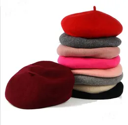 Ny mode 100% Kvinnor Justerbar Vinterull Solid Berets Beanie Flat Cap Högkvalitativ Målare Hatt för Lady 10st / Lot