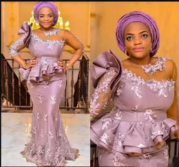 Nya spets satäng afrikanska aftonklänningar Sweep tåg slida Applikationer Nigerianska kvinnor afton festklänningar Formella balklänningar