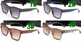 Verão New Marca homem do curso Sport Sunglasses Praia óculos condução óculos de sol Mulheres equitação ao ar livre 4colors vidros de sol transporte livre