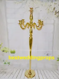 結婚式の通路の柱の結婚式の通路の台座のためのゴールドの中心的なまわりの結婚式の装飾Best0258