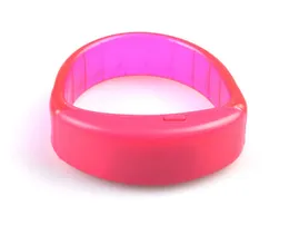 Hot Sell 100ps Ljudstyrd LED Blinkande armband Ljus upp Bangle Wristband Musik Aktiverad Nattljus Klubb Aktivitet Disco Cheer Toy